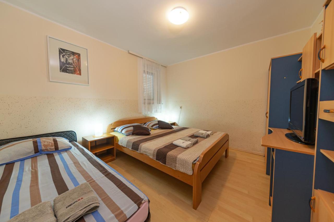 Apartmens Mendula Apartment Senj  Exterior photo